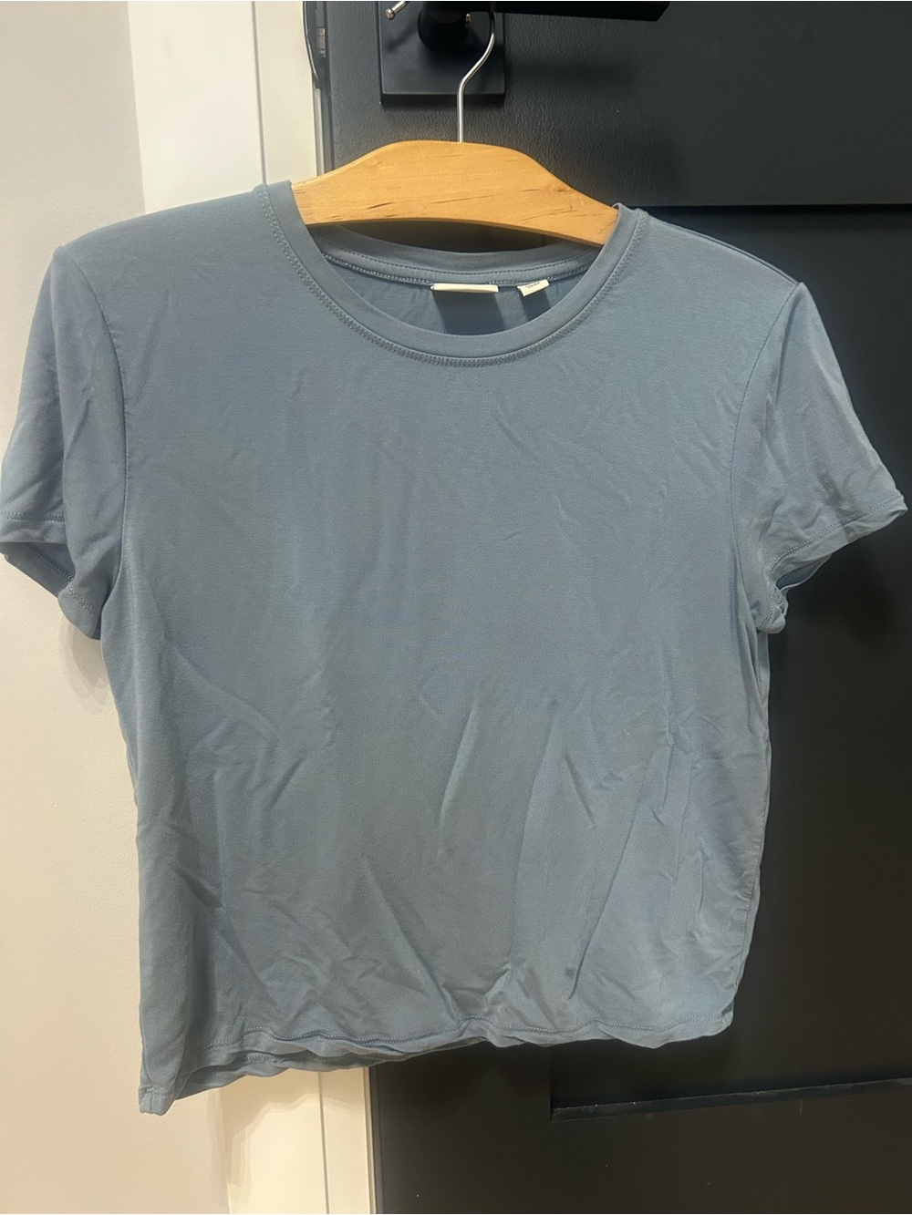 Babaton Short Sleeve Crew Tee — Dusty Blue